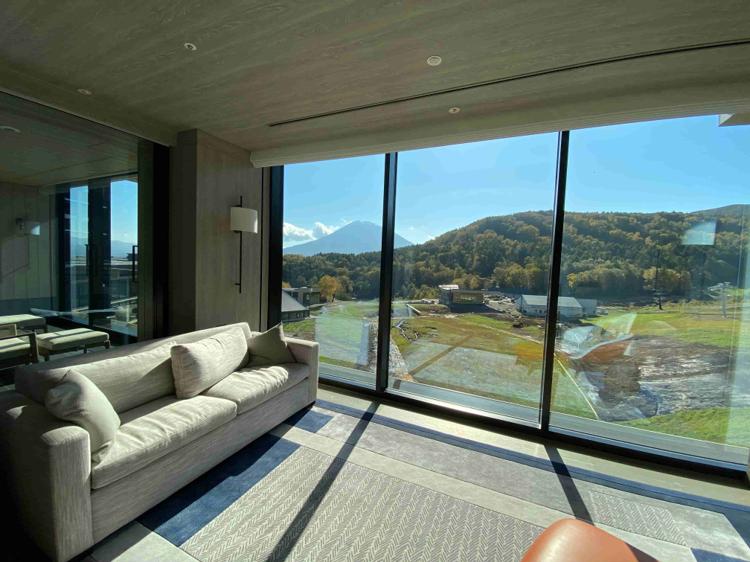 パークハイアットニセコHANAZONO シグネチャースイートからWork From Hotel