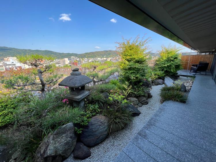 ザ・リッツ・カールトン京都 ガーデンテラススイートからWork From Hotel